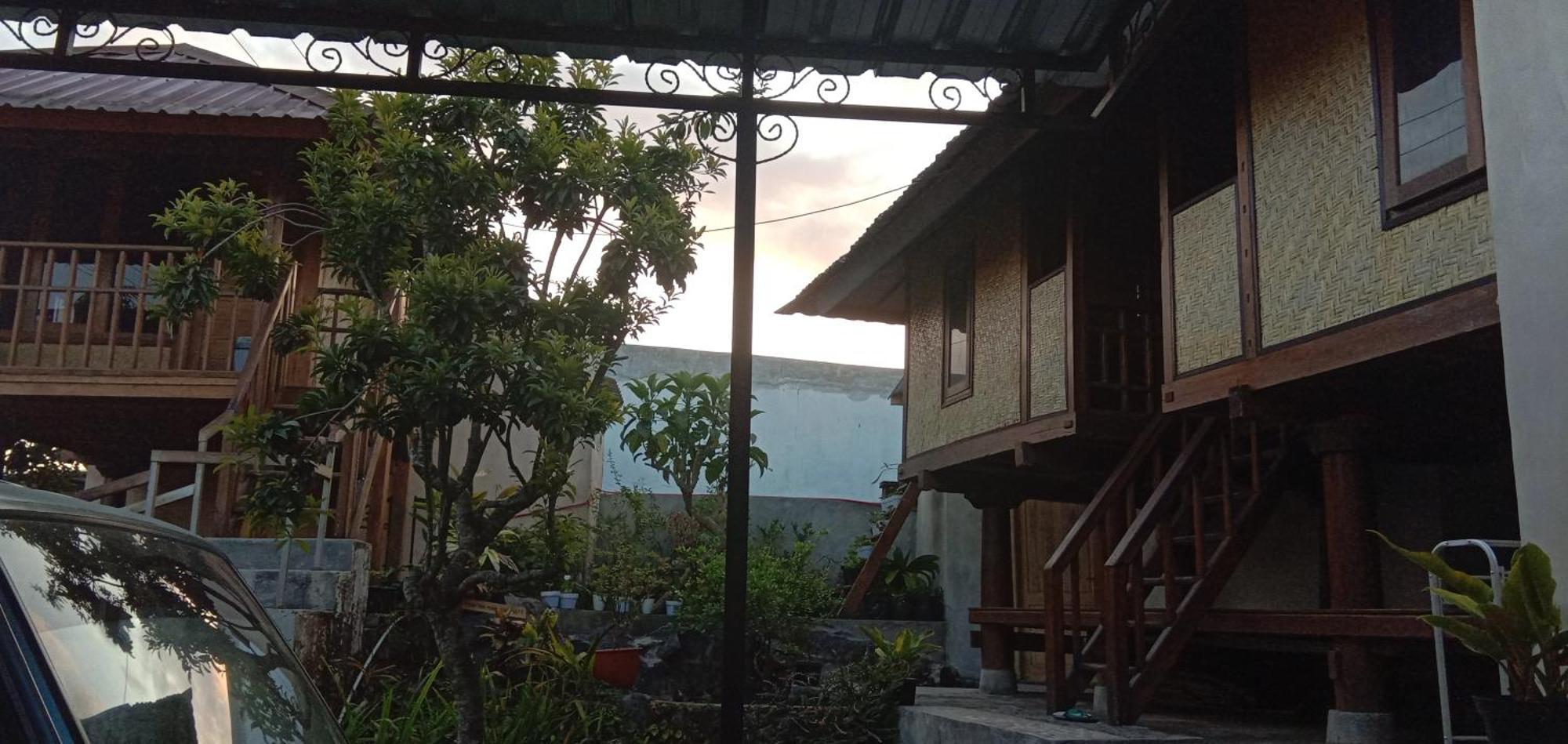 Radiya Guesthouse Sembalunlawang Kamer foto