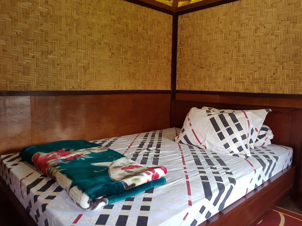 Radiya Guesthouse Sembalunlawang Kamer foto